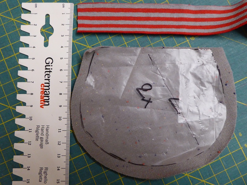 preparing_the_pockets.jpg preparing_the_pockets.jpg