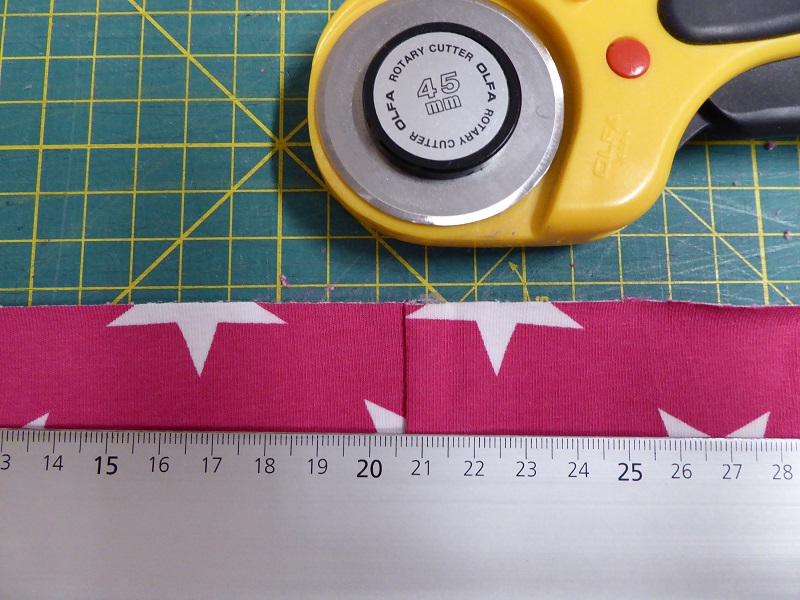 janome_cover_pro_2000_cpx:trim_seams_before_hemming.jpg